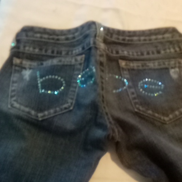 Clothes - Picture 4 of 5